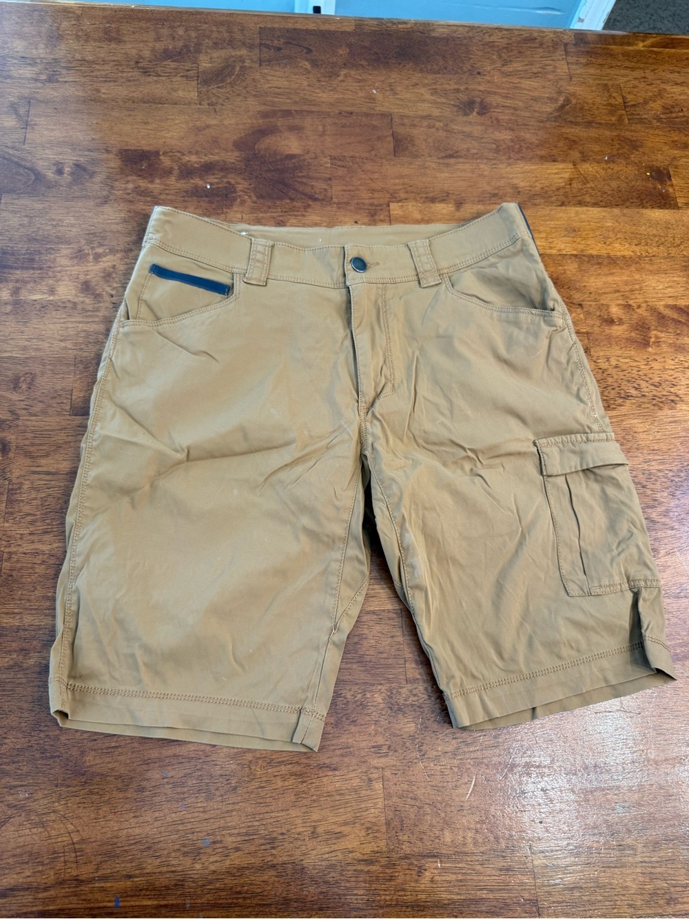Columbia Silver Ridge Cargo Shorts Men’s 30w tan Belted Hiking Fishing 10in